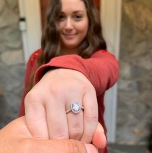 Meet your Posher, Elizabeth